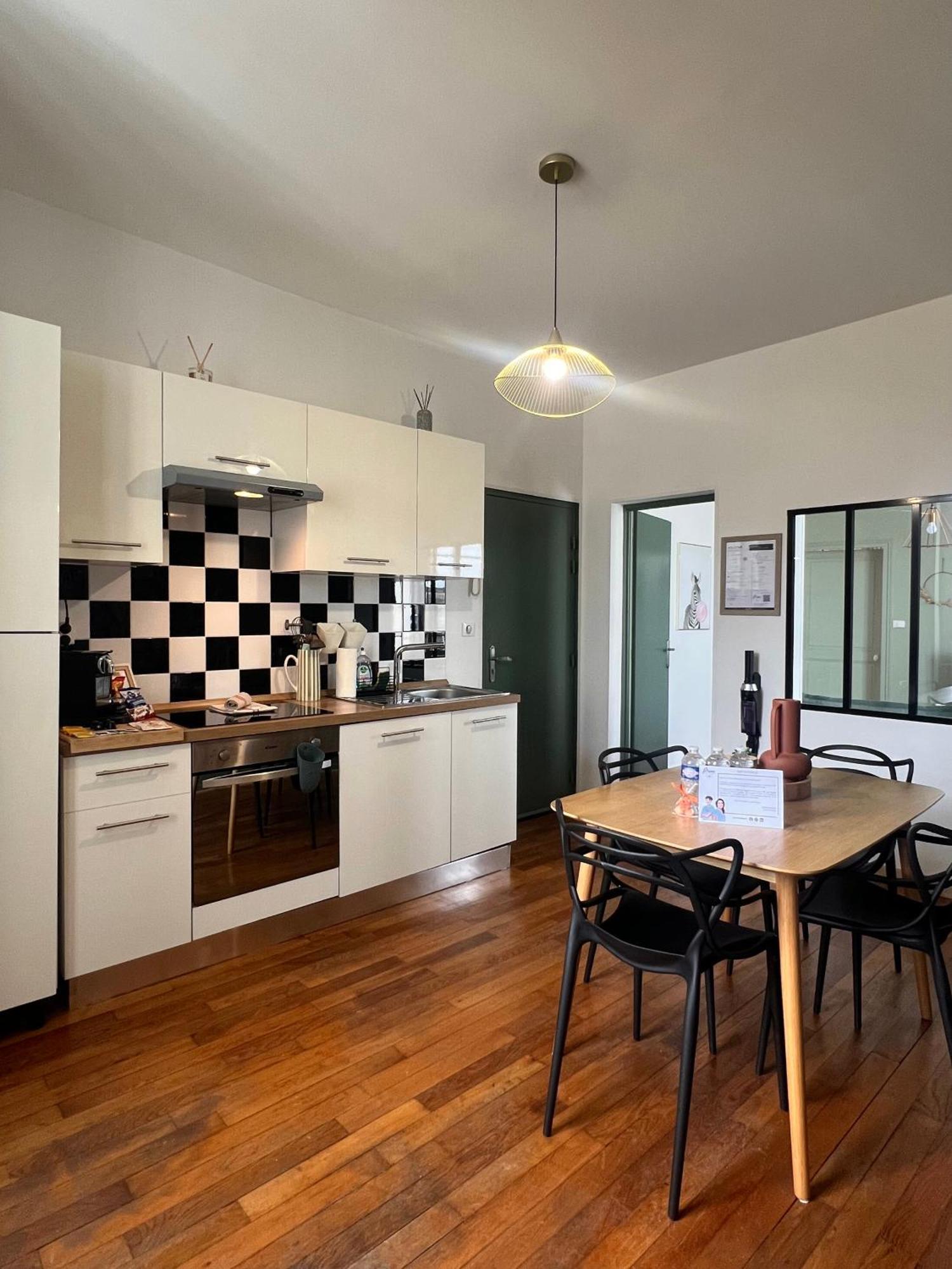 "Le Charleville", Superbe Appartement, Gare De Nevers, Service Premium By Primo C0Nciergerie Εξωτερικό φωτογραφία